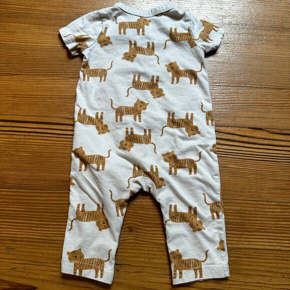 Carter's cream tiger short sleeve one piece SIZE 3-6M - Picture 4 of 4